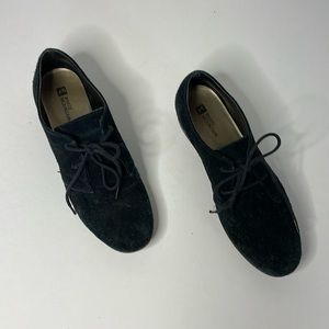 White Mountain Leather Suede Black Shoe 6.5